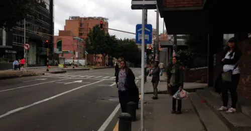 PARADERO SITP EMBAJADA DEL PERU  041A00